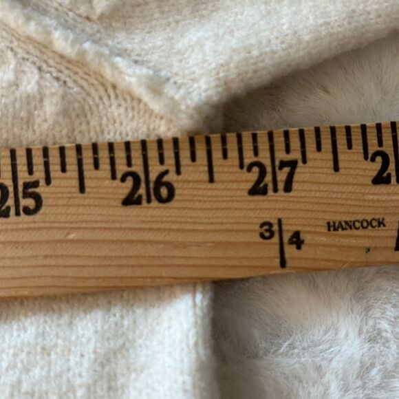 Aerie Oversized Pullover Ivory Sweater High Neck Size Medium New w/out tags - Picture 10 of 12